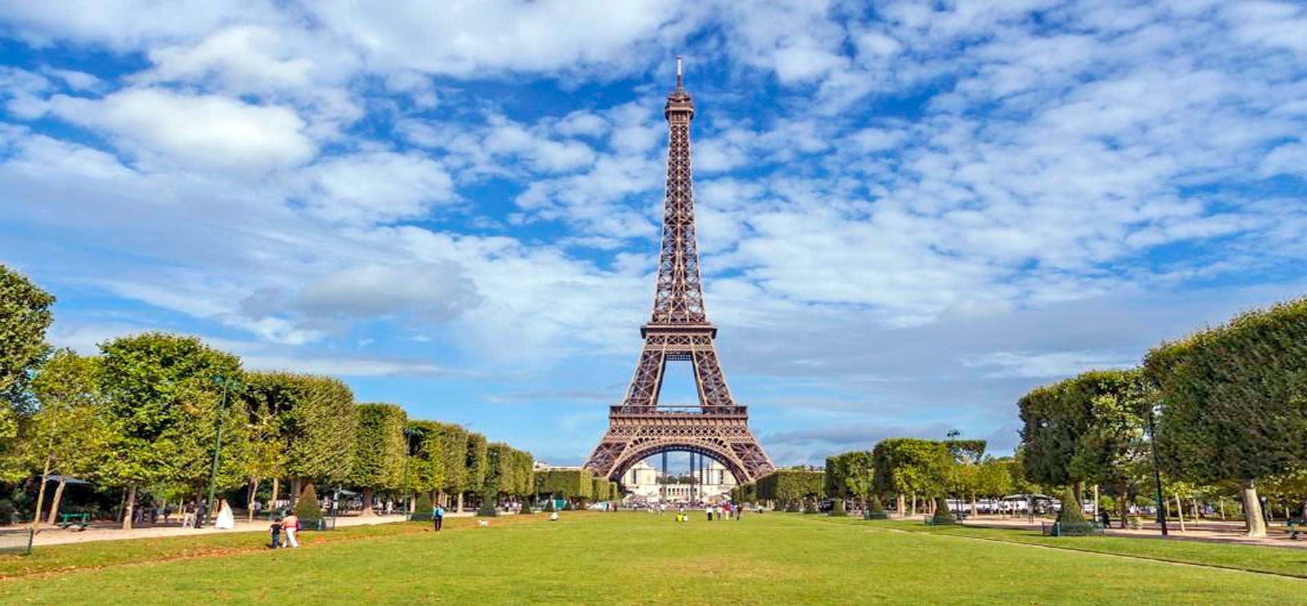 Туристическая страховка для поездки во Францию